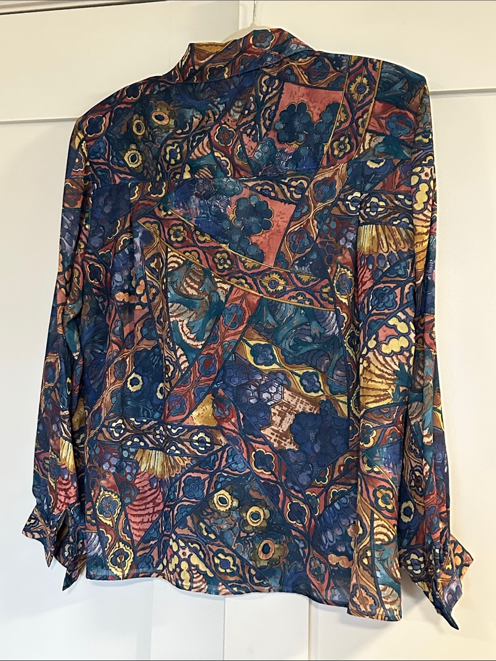 Patterned Blue Multicolor Button-Down Blouse - Picture 3 of 6